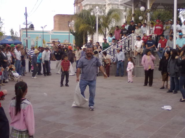 Para escribir un comentario es necesario ser usuario de HuisquilcoJalisco.net